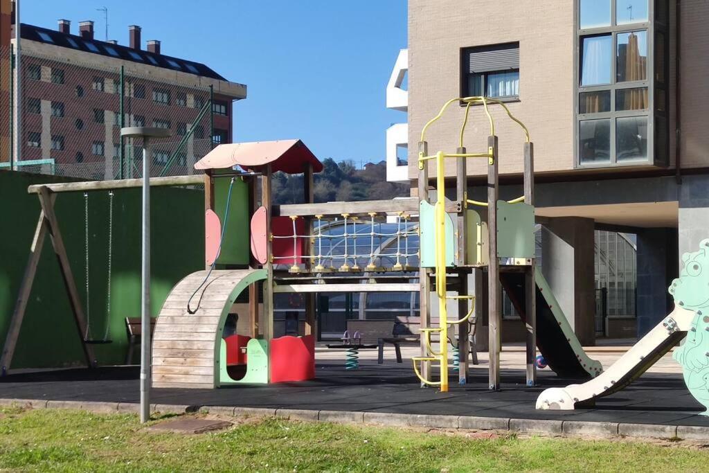 Atico Mirador Del Naranco, Parking Gratuito, Wifi, Zona Residencial Apartamento Oviedo Exterior foto